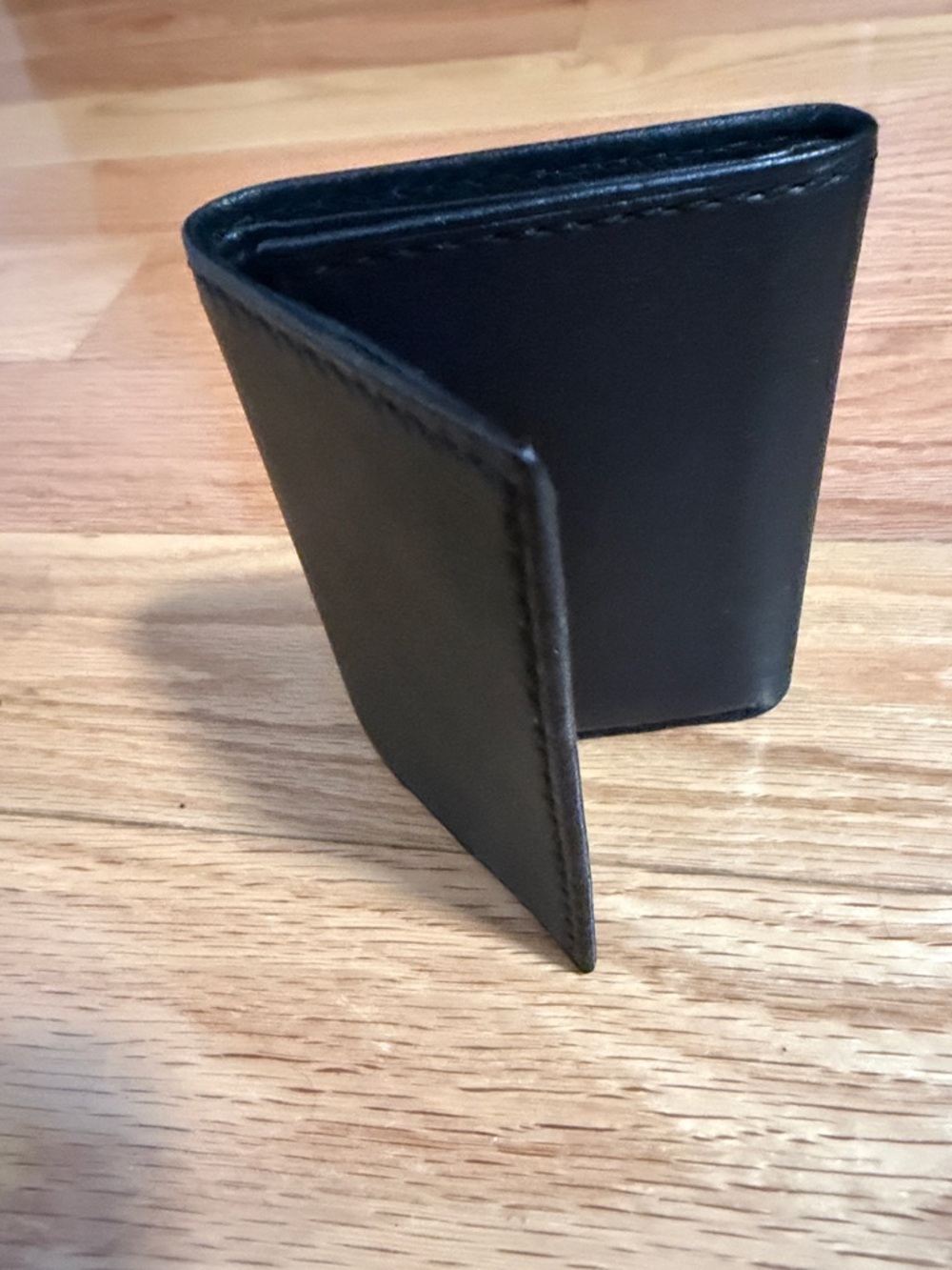 Tasso Elba Classic Black Leather Men’s Trifold Wallet